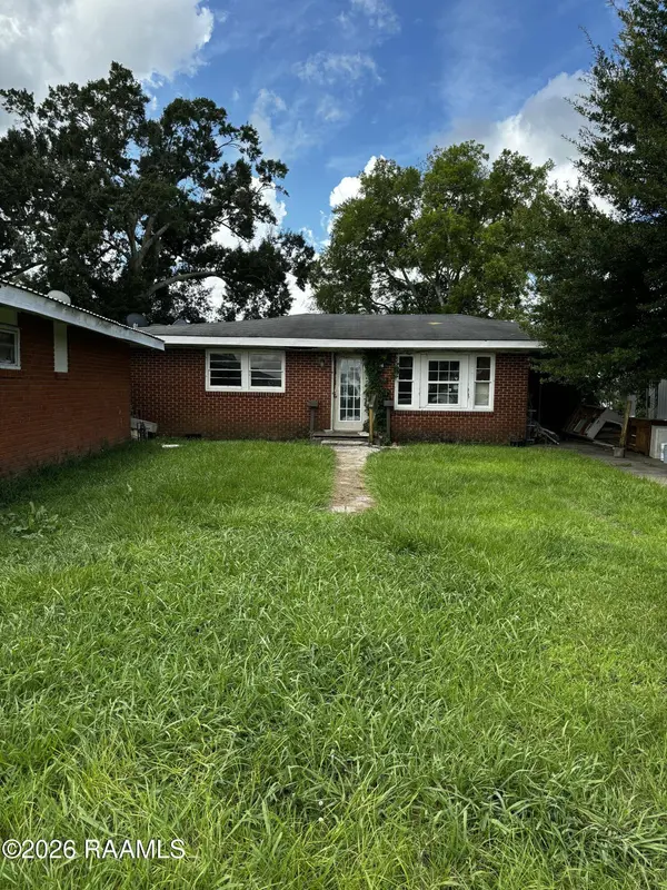 518 & 520 E Main DR, Grand Coteau, LA 70541
