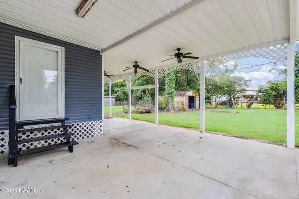 604 Choctaw DR, Opelousas, LA 70570