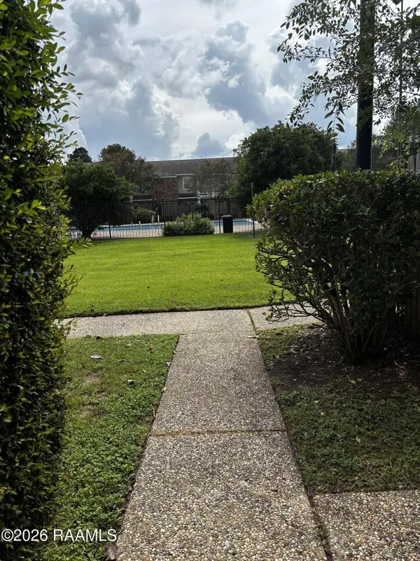 200 Lodge DR #304, Lafayette, LA 70506