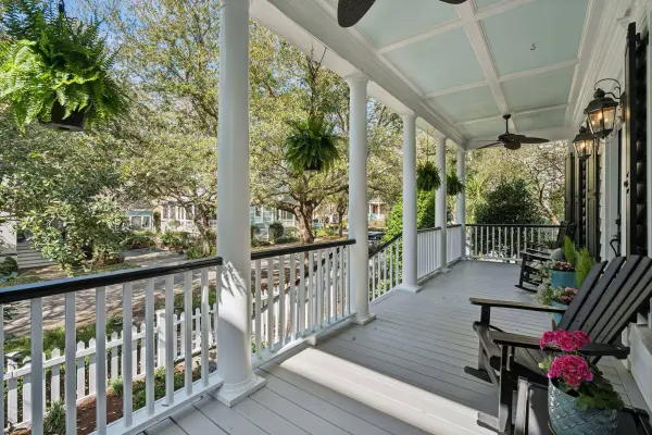 46 Eastlake Rd, Mount Pleasant, SC 29464