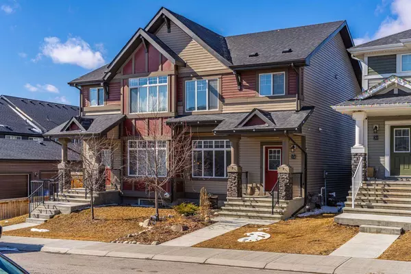 18 Clydesdale CRES, Cochrane, AB T4C2S5