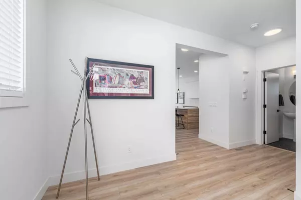 107 Belgian CRES, Cochrane, AB t4c3c4