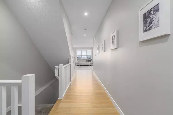 1346 Lackner BLVD, Carstairs, AB T0L 0N0