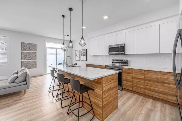 107 Belgian CRES, Cochrane, AB t4c3c4