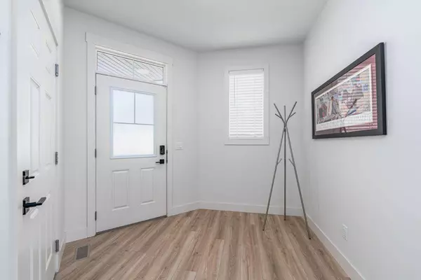 107 Belgian CRES, Cochrane, AB t4c3c4