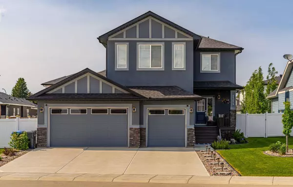 1354 Lackner BLVD, Carstairs, AB T0M0N0