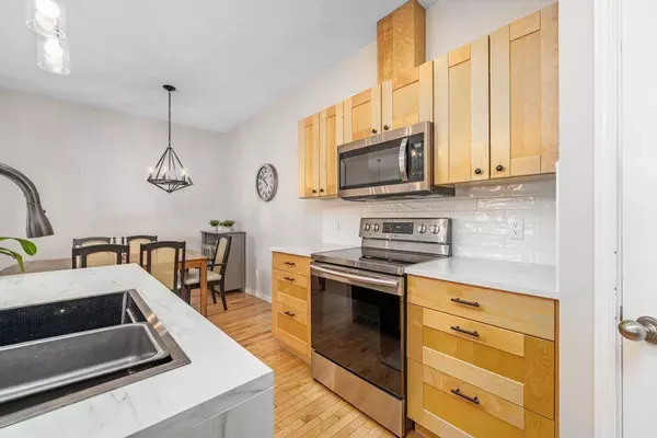 738 Carriage Lane DR, Carstairs, AB T0M 0N0