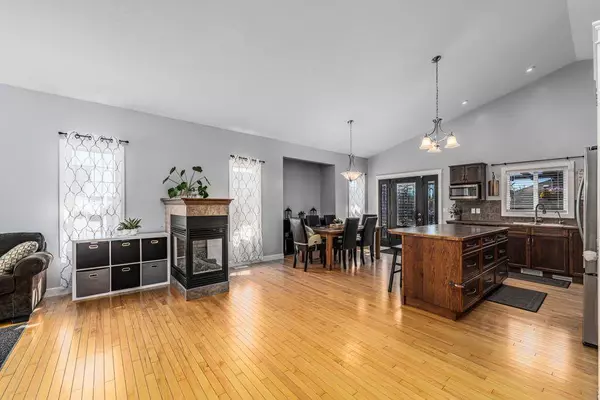 19 Dallaire DR, Carstairs, AB T0M0N0