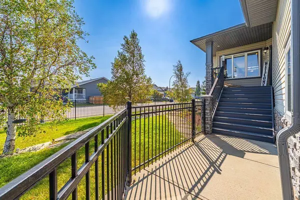 1015 Carriage Lane DR, Carstairs, AB T0M 0N0
