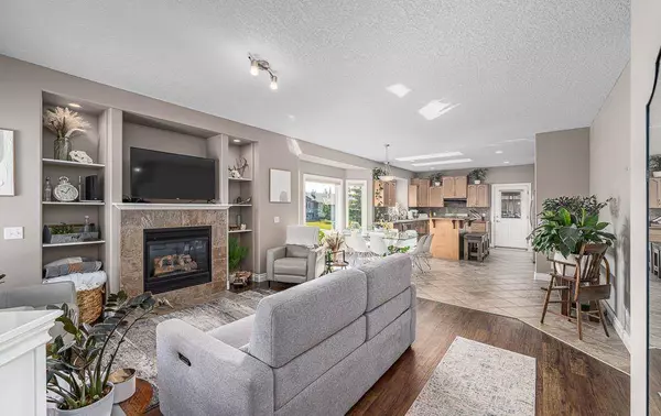 1015 Carriage Lane DR, Carstairs, AB T0M 0N0