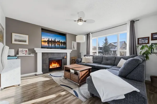 270 Sagewood GDNS SW, Airdrie, AB T4B 3A4