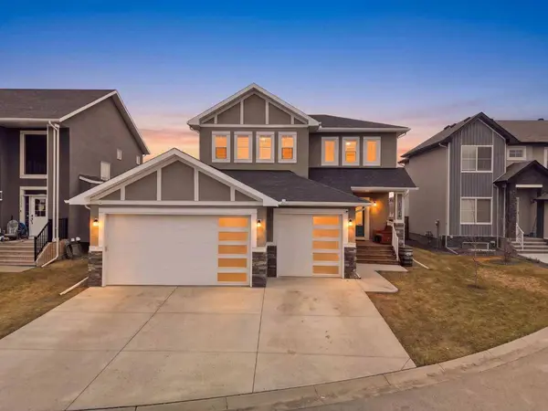 1334 Lackner BLVD, Carstairs, AB T0M 0N0