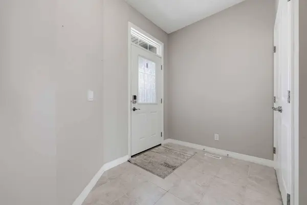 58 Kingfisher CRES SE, Airdrie, AB T4A 0X5