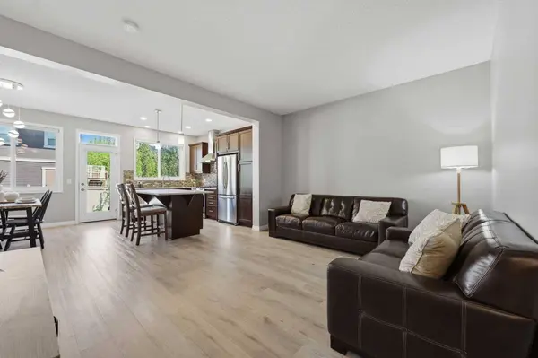 58 Kingfisher CRES SE, Airdrie, AB T4A 0X5