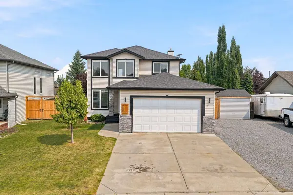328 Carriage Lane DR, Carstairs, AB T0M 0N0