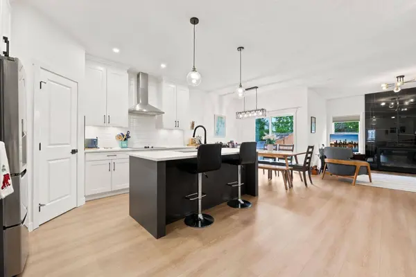 57 Mackenzie WAY, Carstairs, AB T0M 0N0