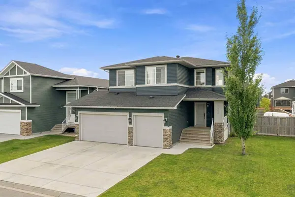 1460 Aldrich PL, Carstairs, AB T0M 0N0