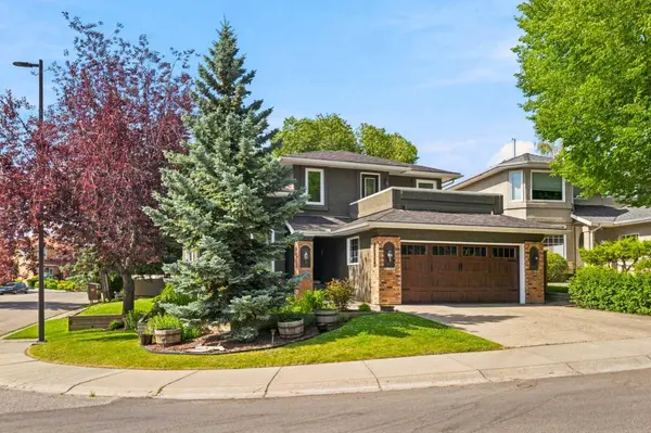 58 SE Mountain Park DR SE, Calgary, AB T2Z 1P4