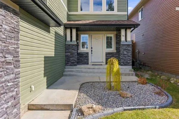 98 Evergreen Common SW, Calgary, AB T2Y 4N7