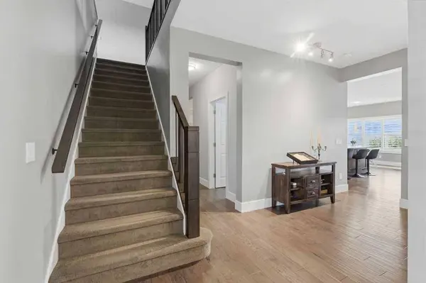 98 Evergreen Common SW, Calgary, AB T2Y 4N7
