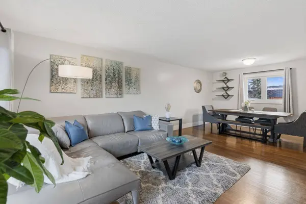 10015 Maplecreek DR SE, Calgary, AB T2J 1T7