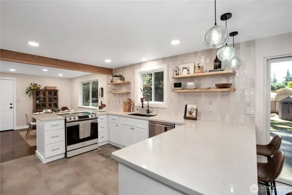 5215 68th AVE W, University Place, WA 98467