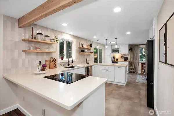 5215 68th AVE W, University Place, WA 98467
