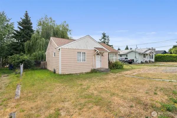 8035 S Sheridan ST, Tacoma, WA 98408