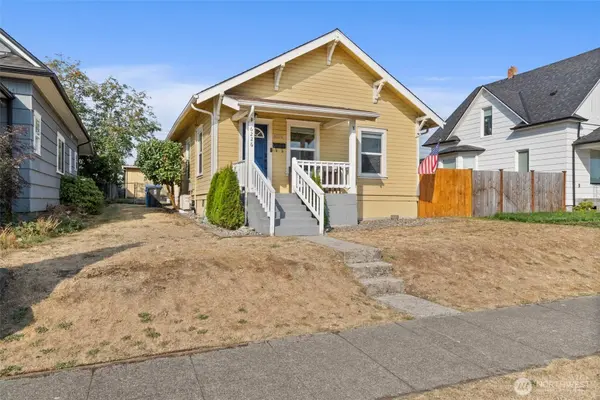 6226 S Lawrence ST, Tacoma, WA 98409
