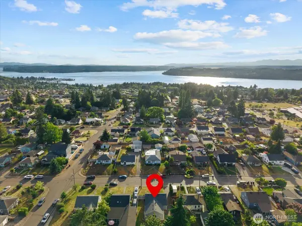 833 S MacArthur ST, Tacoma, WA 98465