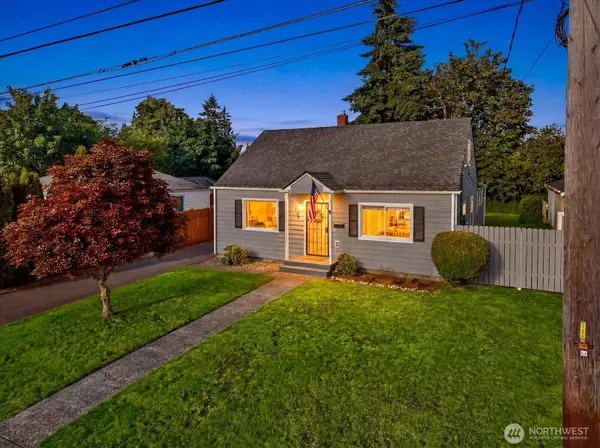 833 S MacArthur ST, Tacoma, WA 98465