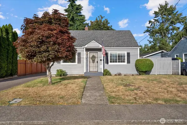 833 S MacArthur ST, Tacoma, WA 98465