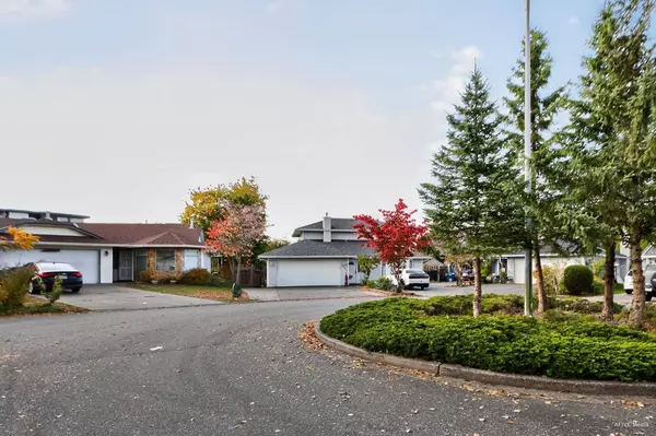 12079 84a AVE, Surrey, BC V3W 0S7