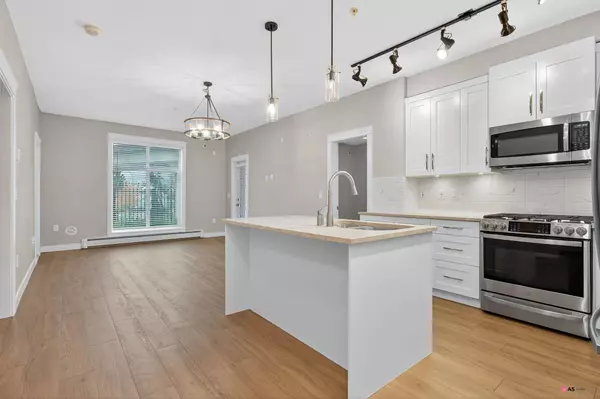 11077 Ravine RD #6, Surrey, BC V3T 0R7