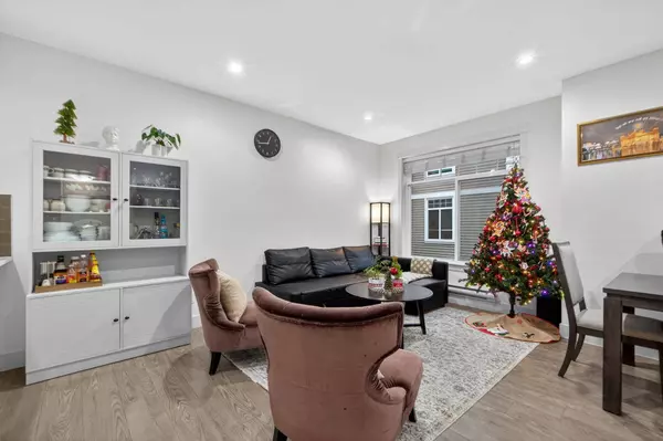 11267 133 ST #9, Surrey, BC V3R 0E3