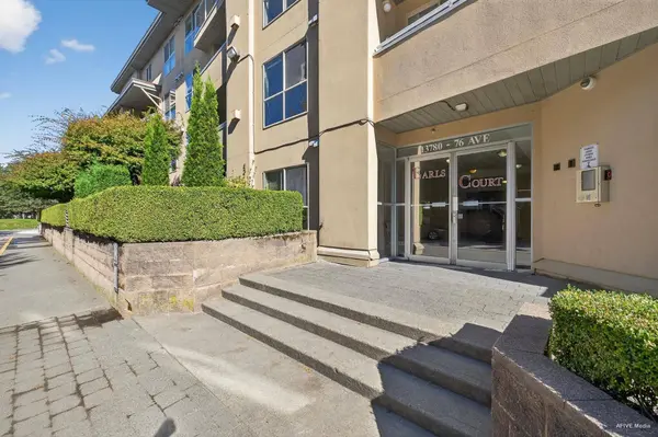 13780 76 AVE #306, Surrey, BC V3W 1E5