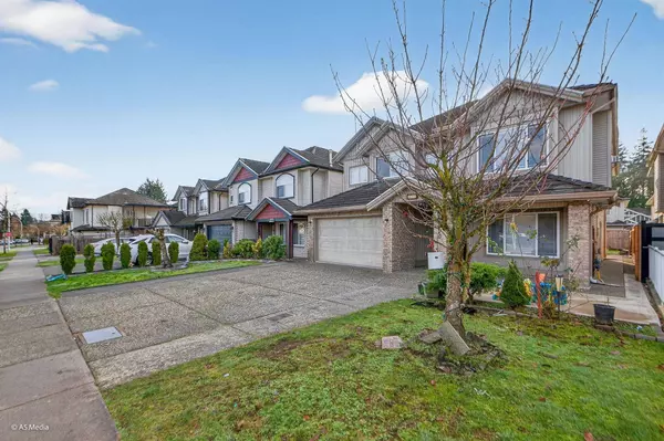 14170 65 AVE, Surrey, BC V3W 1N1