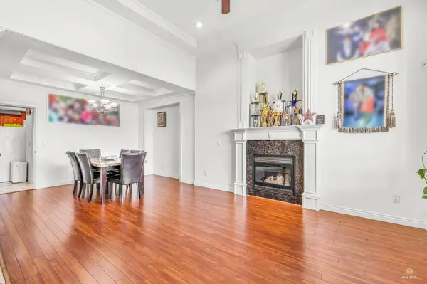 12168 96a AVE, Surrey, BC V3V 7C3