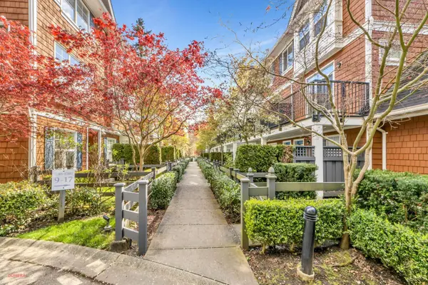 14905 60 AVE #4, Surrey, BC V3S 1R8