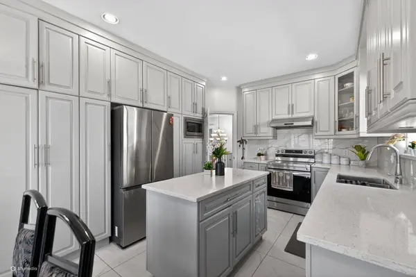 6280 137b ST, Surrey, BC V3X 3R1