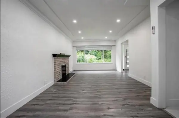 11318 Glen Avon DR, Surrey, BC V3R 4Y5