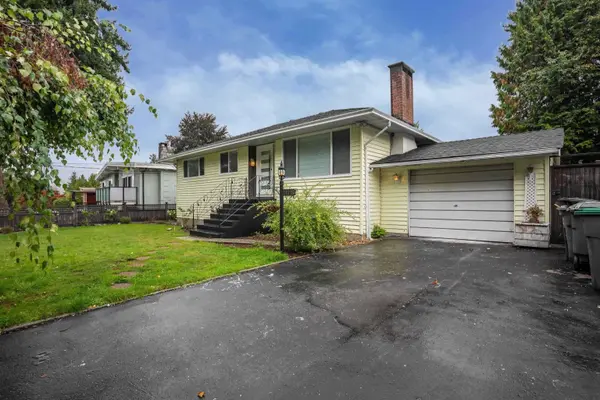 11318 Glen Avon DR, Surrey, BC V3R 4Y5