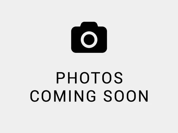 12769 72 AVE #303, Surrey, BC V3W 2M7