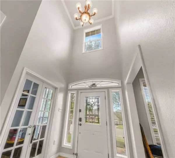 9413 Whitney LN, College Station, TX 77845