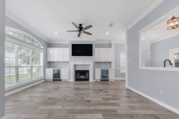 3726 Marielene CIR, College Station, TX 77845