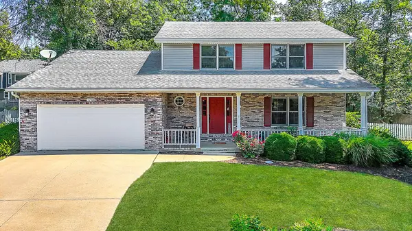 1708 Oak cliff PL