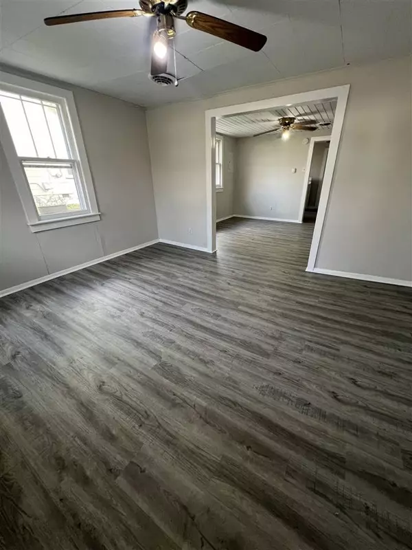 1624 S Sunrise Drive, Bowling Green, KY 42101