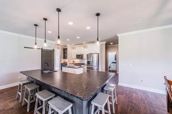 2423 Silver Oak Street, Bowling Green, KY 42104