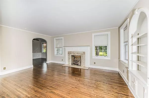 160 W 6th Street, Russellville, KY 42276