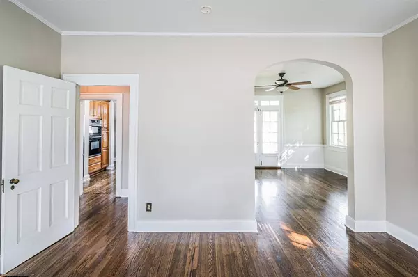 160 W 6th Street, Russellville, KY 42276